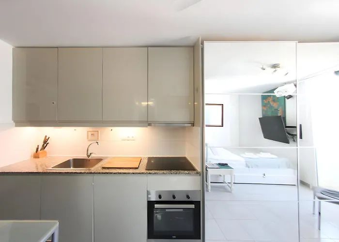 شقة Interior Serviced *